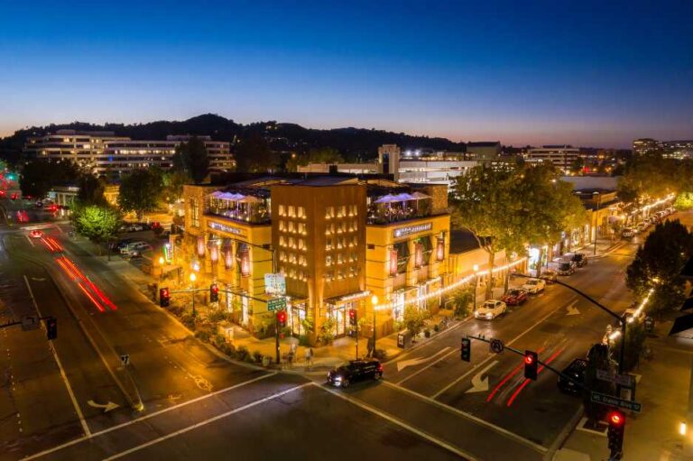 1500 Mt. Diablo night exterior amenity space rendering
